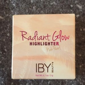 IBY Beauty Radiant Glow Highlight in Pink Pearl